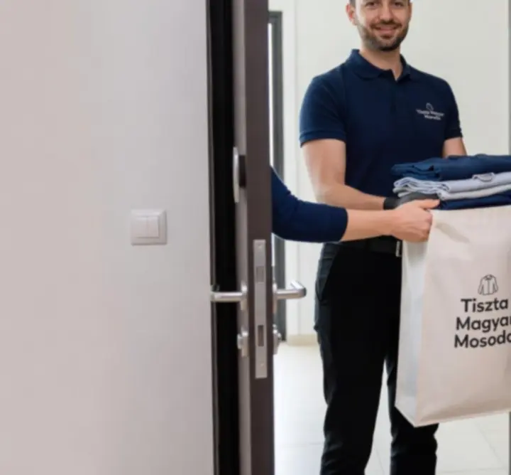 TRYHARDGG SOLUTIONS LIMITED  munkatársai textíliát vesznek át ügyféltől